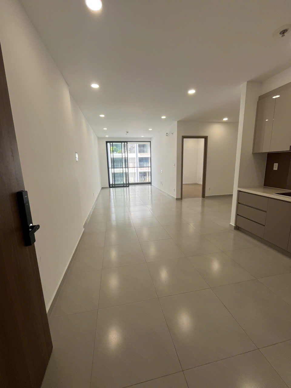 Sổ hồng 65m2 - Giá 3.08 tỷ trả chậm 24 tháng - 1PN1WC MT City Q9