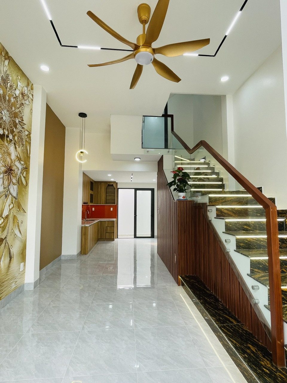Nhà Phố 3 Tầng Đường Ôtô Trường Lưu Long Trường Q9, 4PN