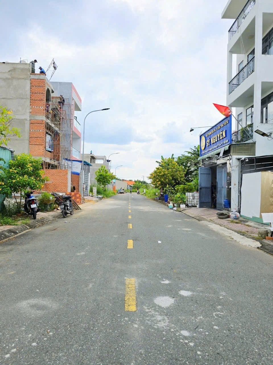 🚗 BÁN NHÀ 2 TẦNG - 85M2( 6*14.1) - HOÀN CÔNG - KHÔNG QH - HẺM XE HƠI 10M, VỈA HÈ - GẦN CHỢ, UBND - P. LONG TRƯỜNG, THỦ ĐỨC.(A)