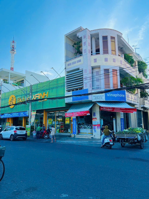 Nhà Đẹp, Vừa Ở Vừa Kinh Doanh, Ngay Cạnh Chợ - Gần Biển Nha Trang