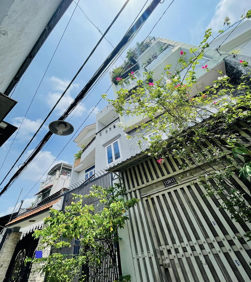 Chú khóc hết nước mắt hạ 1,2 tỷ, hẻm 4m Trường Sa, P13, Phú Nhuận,70m2, 2 tầng, 6,7 tỷ
