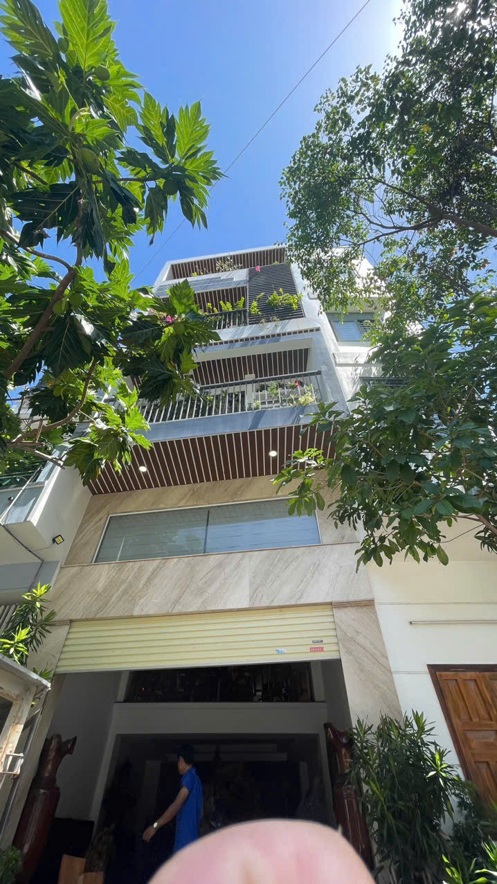 HẠ 1 TỶ BÁN NHANH - Nhà phố gần biển - Mặt tiền kinh doanh đường Trường Sơn, Vĩnh Trường