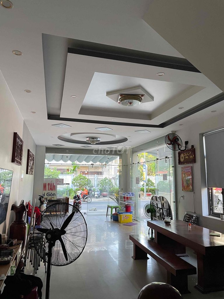Cho thuê nhà nguyên căn mặt tiền đường Trường Thi 2