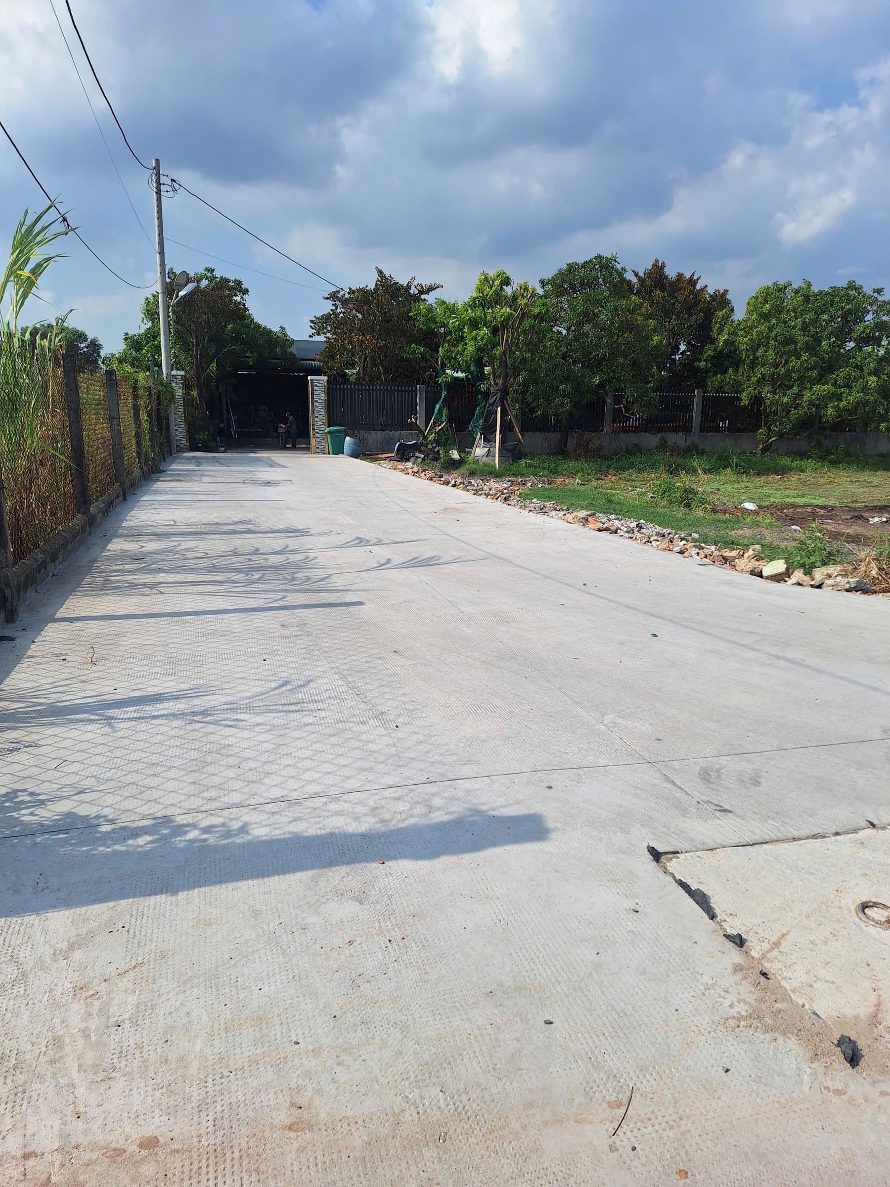 ĐẤT THỔ CƯ 1/ TRƯƠNG THỊ NHƯ - Đường nhựa 6m - 5x19 cách Vinhomes Hóc Môn 5km