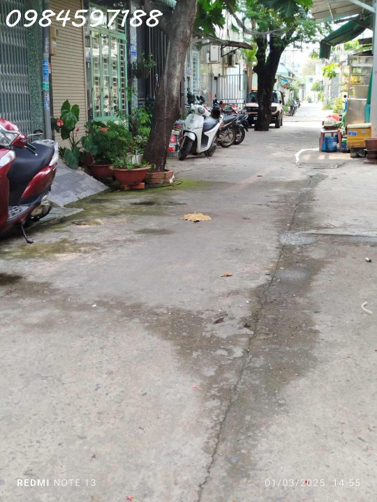 BÁN GẤP NHÀ GIÁ TỐT  NHẤT KHU VỰC 2 TẦNG MÁI THÁI MỚI 57 M2- XE HƠI NGỦ TRONG NHÀ - NGAY BỆNH VIỆN QUẬN Q12 GIÁ 3,4 TỶ