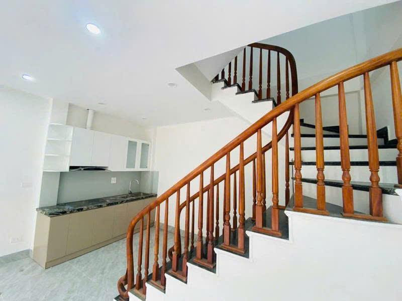 1 căn duy nhất Tư Đình 65m,5 tầng,dân xây,thang máy,ngõ thông 2 ôtô tránh,nhỉnh 16.x tỷ