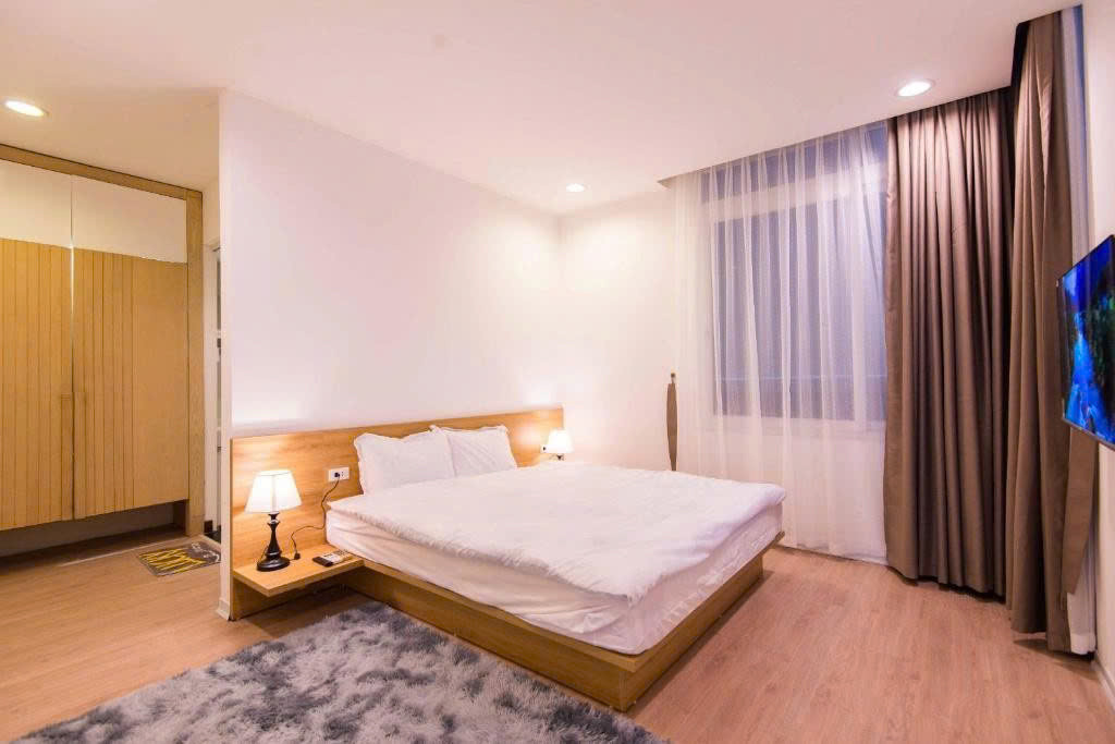 BÁN TÒA APARTMENT PHỐ TỪ HOA, TÂY HỒ - 176M² x 8T - MT 13M - DÒNG TIỀN 2 TỶ/NĂM - 75 TỶ