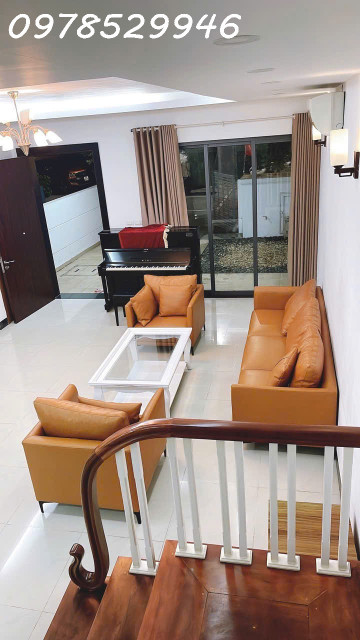 Cần cho thuê biệt thự liền kề Gamuda Gardens, 120m2, mặt tiền 5.5m, 3 tầng, 5 phòng ngủ, full nội thất