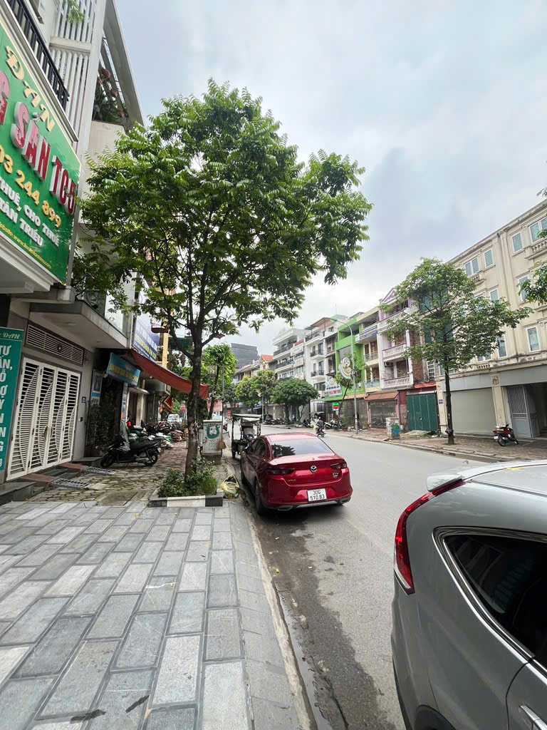 SĐCC- BÁN nhanh  NHÀ MẶT PHỐ 62m 6 Tầng- Vỉa hè Kinh Doanh  Thang máy - View Công Viên. Đường xe tải đua chỉ hơn 10 Tỷ