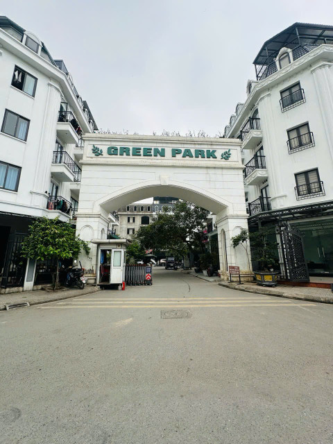 BÁN BIỆT THỰ LIỀN KỀ GREEN PARK 319 VĨNH HƯNG  121M2, 5 TẦNG, MẶT TIỀN 10M  GIÁ CHỈ 24.8 TỶ