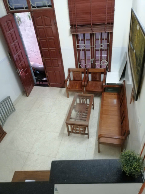 Cho thuê nhà nguyên căn Vĩnh Hưng, 3.5 tầng x 25m2, 2 ngủ, 7 Triệu ở gđ, KD online
