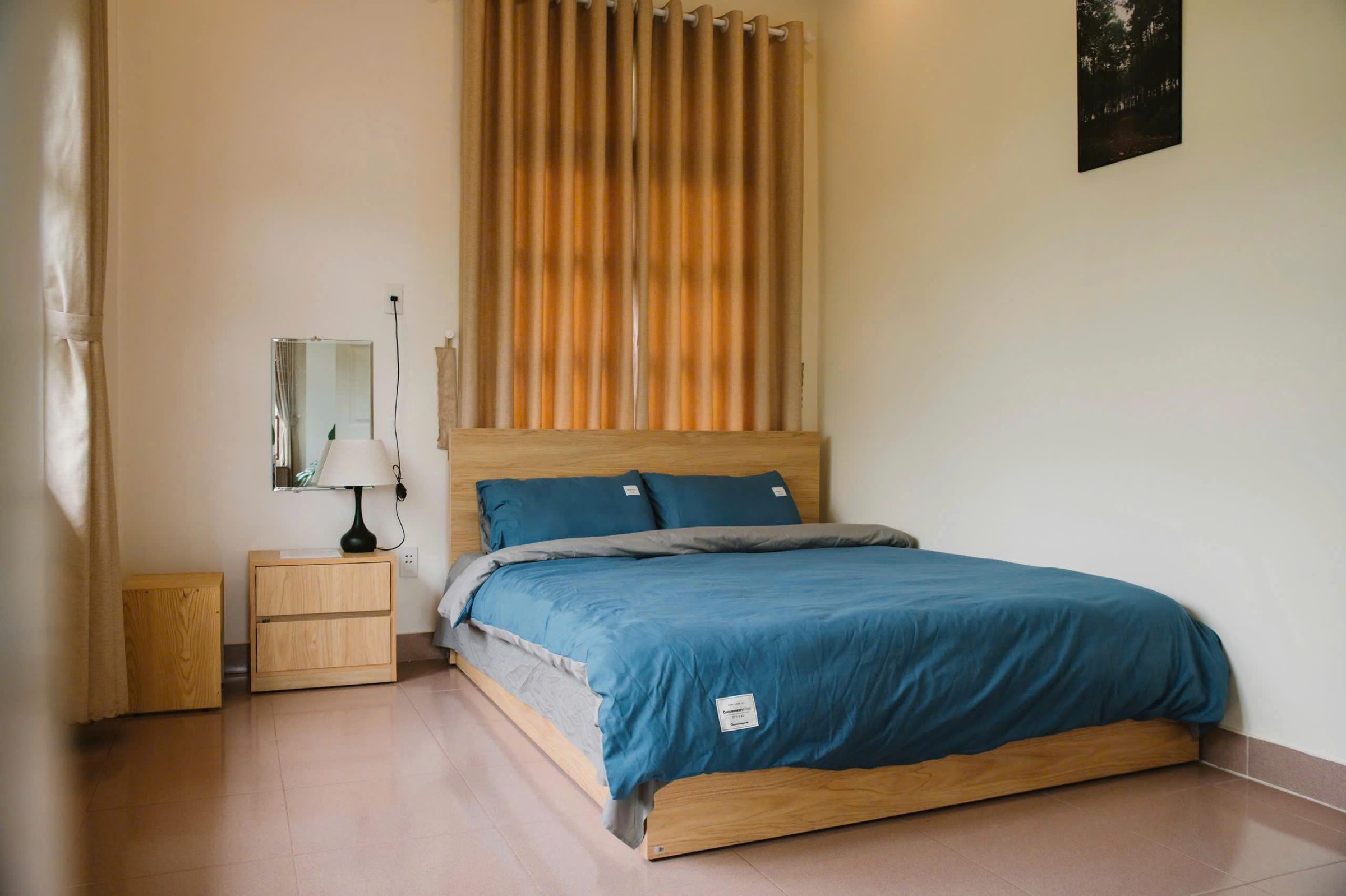 Cho thuê biệt thự cổ 5 phòng ngủ sân vườn rộng hẻm ô tô Tự Phước Trại Mát phường 11 Đà Lạt giá 17 triệu