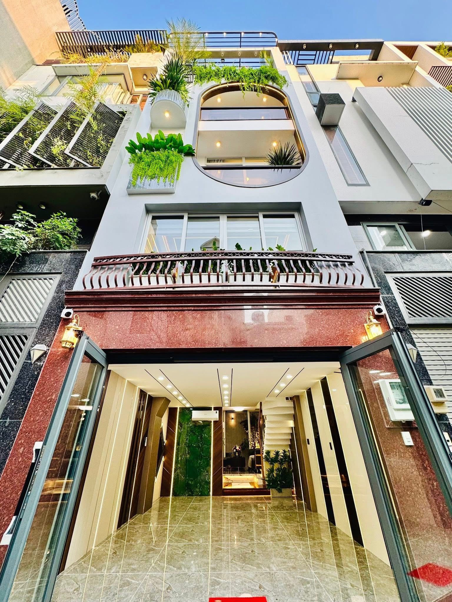 Bán nhà để đi nước ngoài, Đường Tú Xương, Phường 6, Quận 3, DT 70m2, Gía 3 tỷ 280 triệu, Gía cho thuê 25 triệu/tháng, Sổ hồng riêng