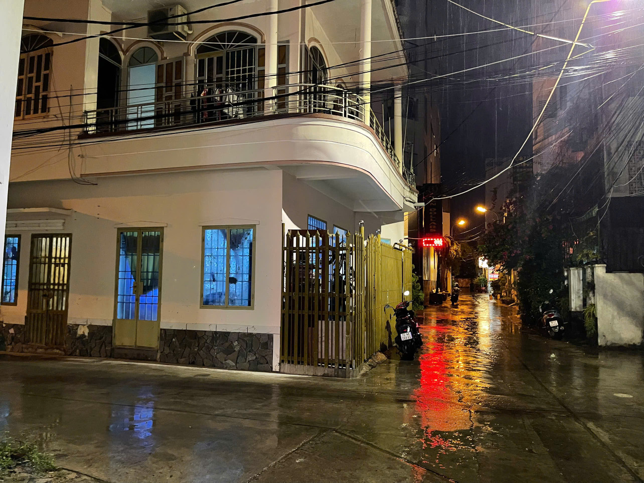 NHÀ MẶT TIỀN TUỆ TĨNH NHA TRANG - BÁN HOẶC CHO THUÊ