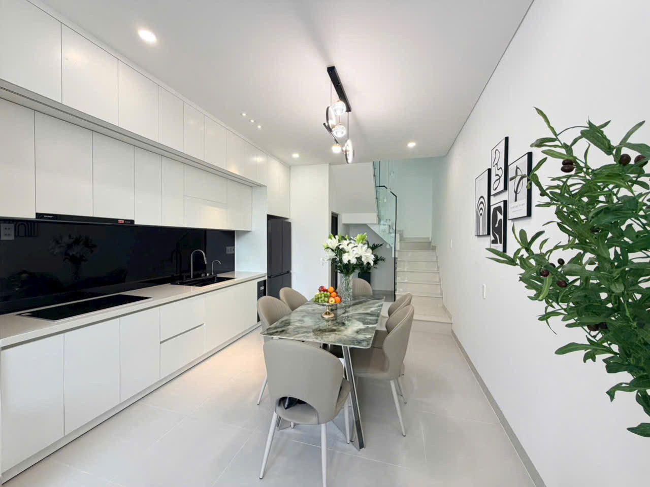 🏡 NHÀ MẶT TIỀN 17 TUỆ TĨNH – FULL NỘI THẤT CAO CẤP