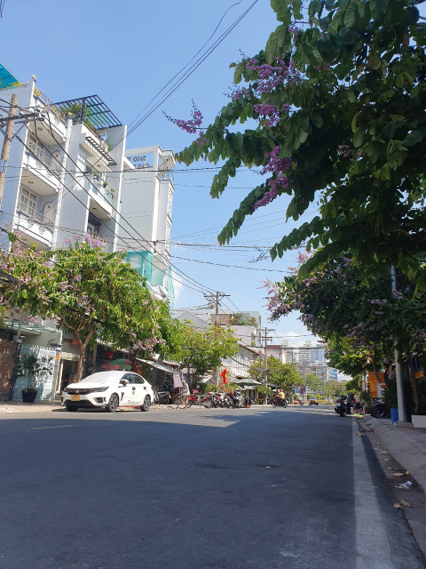 Mặt tiền kinh doanh ngay Tùng Thiện Vương, ngang 4m5, Phân Lô, 2 mặt thoáng chỉ 13 tỷ nhỉnh