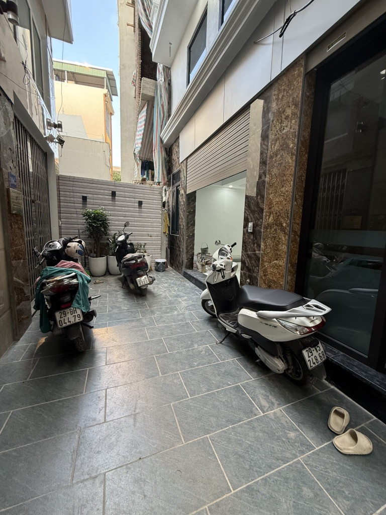 BÁN NHÀ TỰU LIỆT, THANH TRÌ, NGÕ 3 GÁC TRÁNH, GẦN PHỐ Ô TÔ TRÁNH, 37M2, 6.8TỶ(CTL)