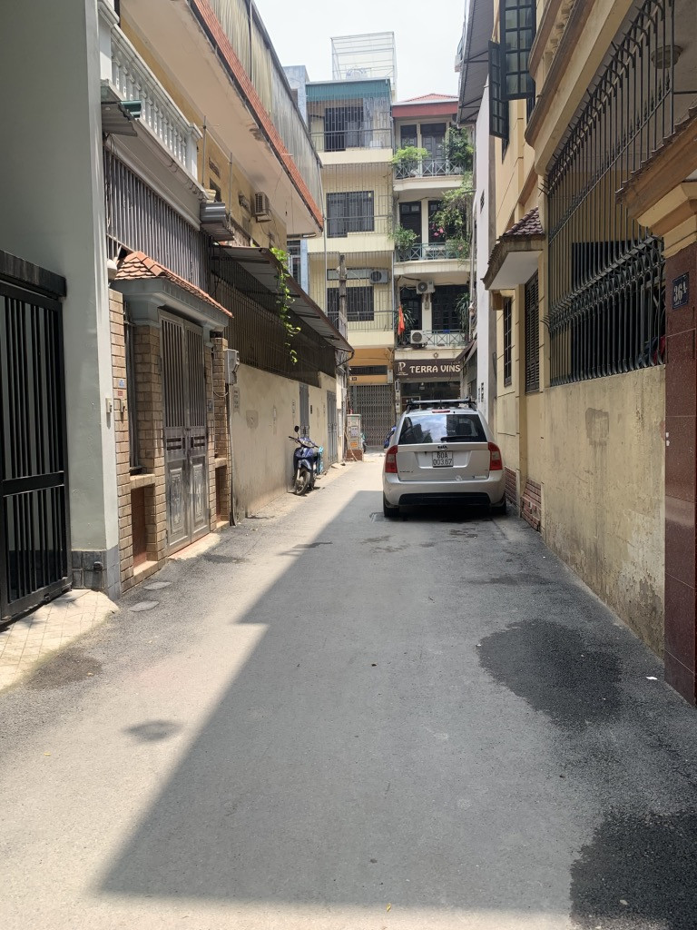 Bán nhà Văn Cao, 6 tầng TM, ô tô vào nhà, 64m chỉ 18 tỷ