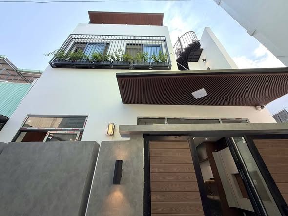 🏠 BÁN NHÀ 50M2 VĂN CAO - THANH KHÊ, CHỈ 4,XTY CÓ NGAY 2 TẦNG 3PN 3WC - VIEW HỒ HÀM NGHI MÁT MẺ