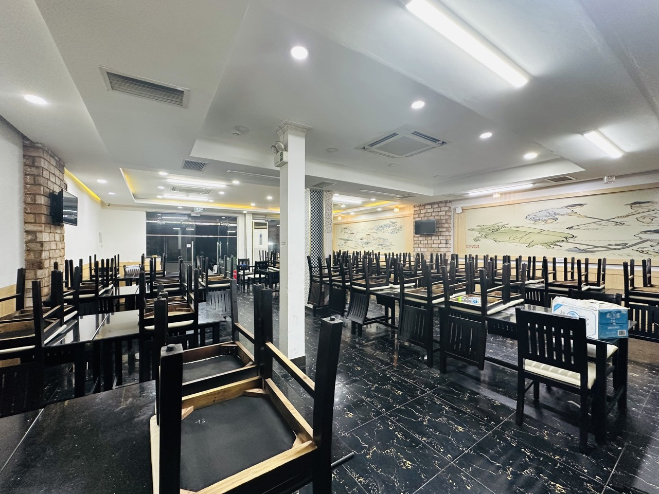Chủ gửi bán nhà 5 tầng có 15 phòng  mặt tiền Vân Đồn - phường Phước Hoà,Nha Trang