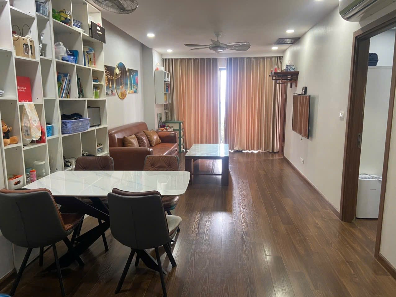 Bán Chung Cư Phố Vạn Hạnh, Long Biên 77m2, giá 4,45 tỷ (giá thương lượng)