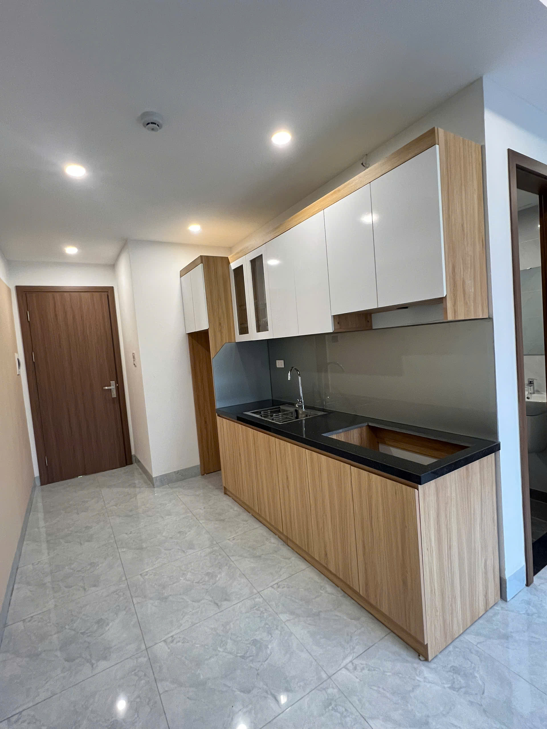 CHO thuê căn hộ MINI FULL NỘI THẤT – VỊ TRÍ ĐẮC ĐỊA. LHCC: 0989 308 381