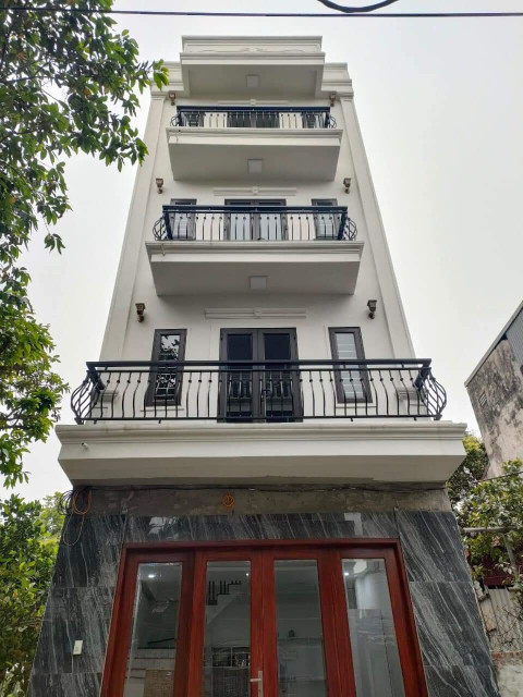 NHÀ HỌC VIÊN TÀI CHÍNH - BẮC TỪ LIÊM - DT30M2 - 5 TẦNG - GIÁ 5,5 TỶ - ĐỂ Ở , CHO THUÊ , NGÕ THÔNG THOÁNG