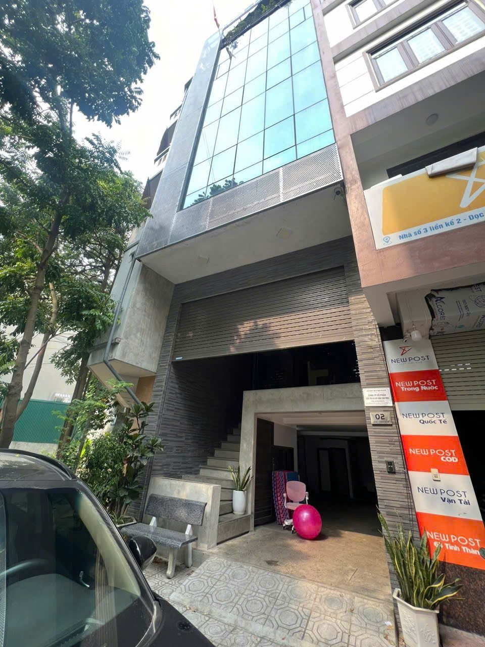Cho thuê nhà 7 tầng,vị trí đẹp,gần ngã tư – tiện kinh doanh đa ngành khu Văn Khê,Hà Đông