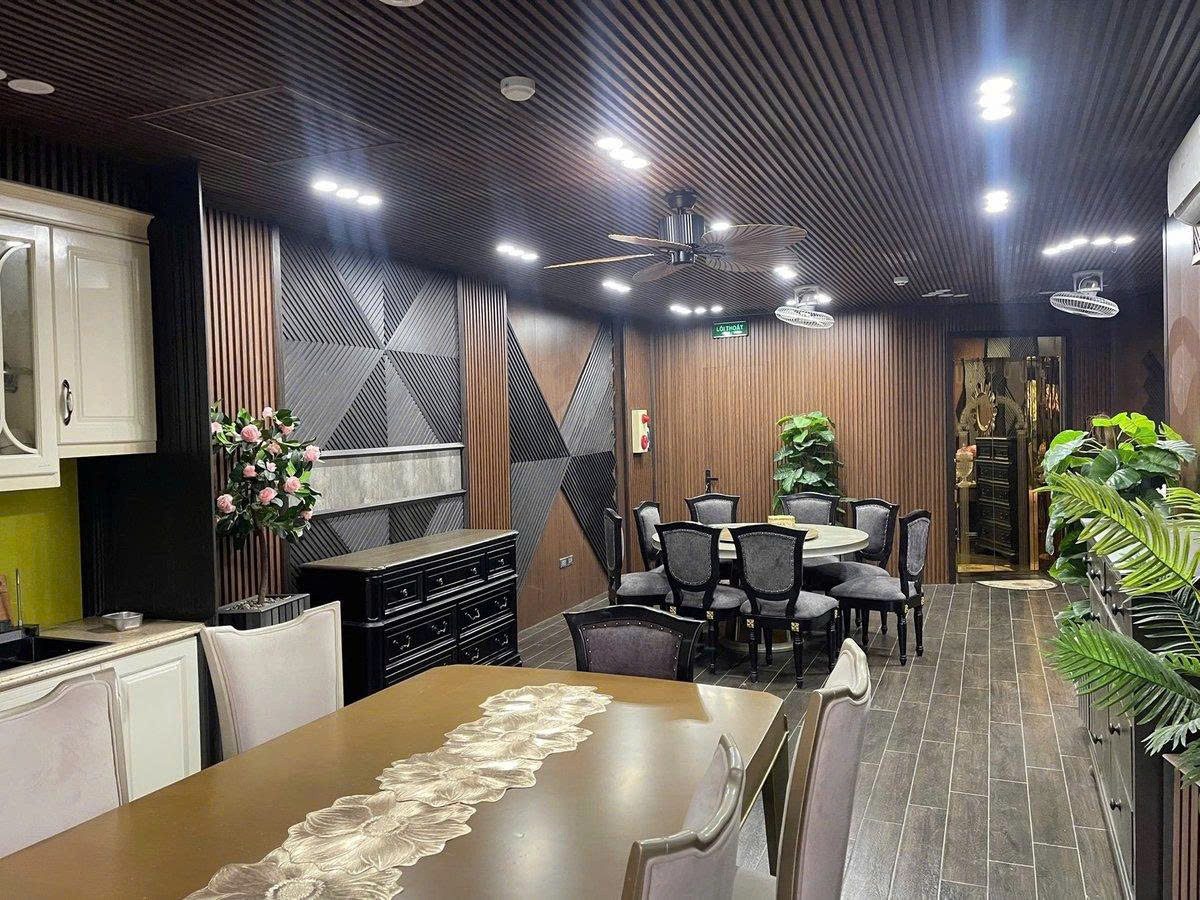 Bán Shophouse đẹp 9 tầng KĐT Văn phú, 125m2, mặt tiền 11m, thang máy, kinh doanh sầm uất, giá 78.5 tỷ