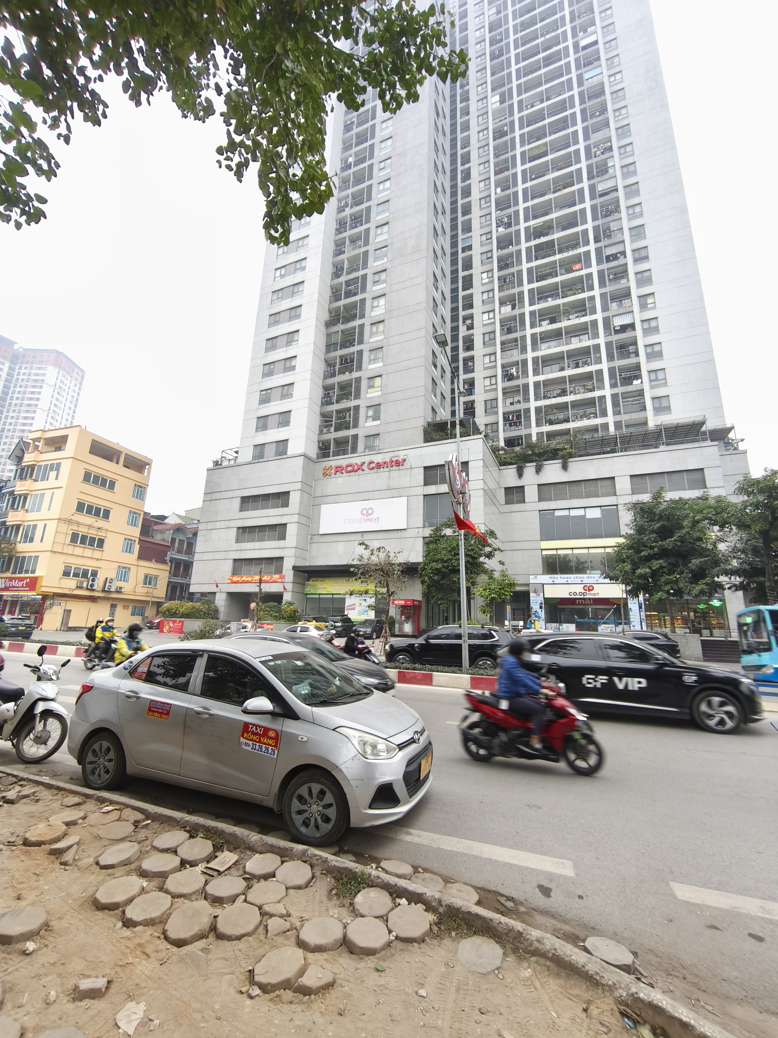 Nhà 4 tầng lô góc 5m ra phố Vạn Phúc khu đắt giá đáng sông nhất quận Hà Đông giá chưa đến 15 tỉ