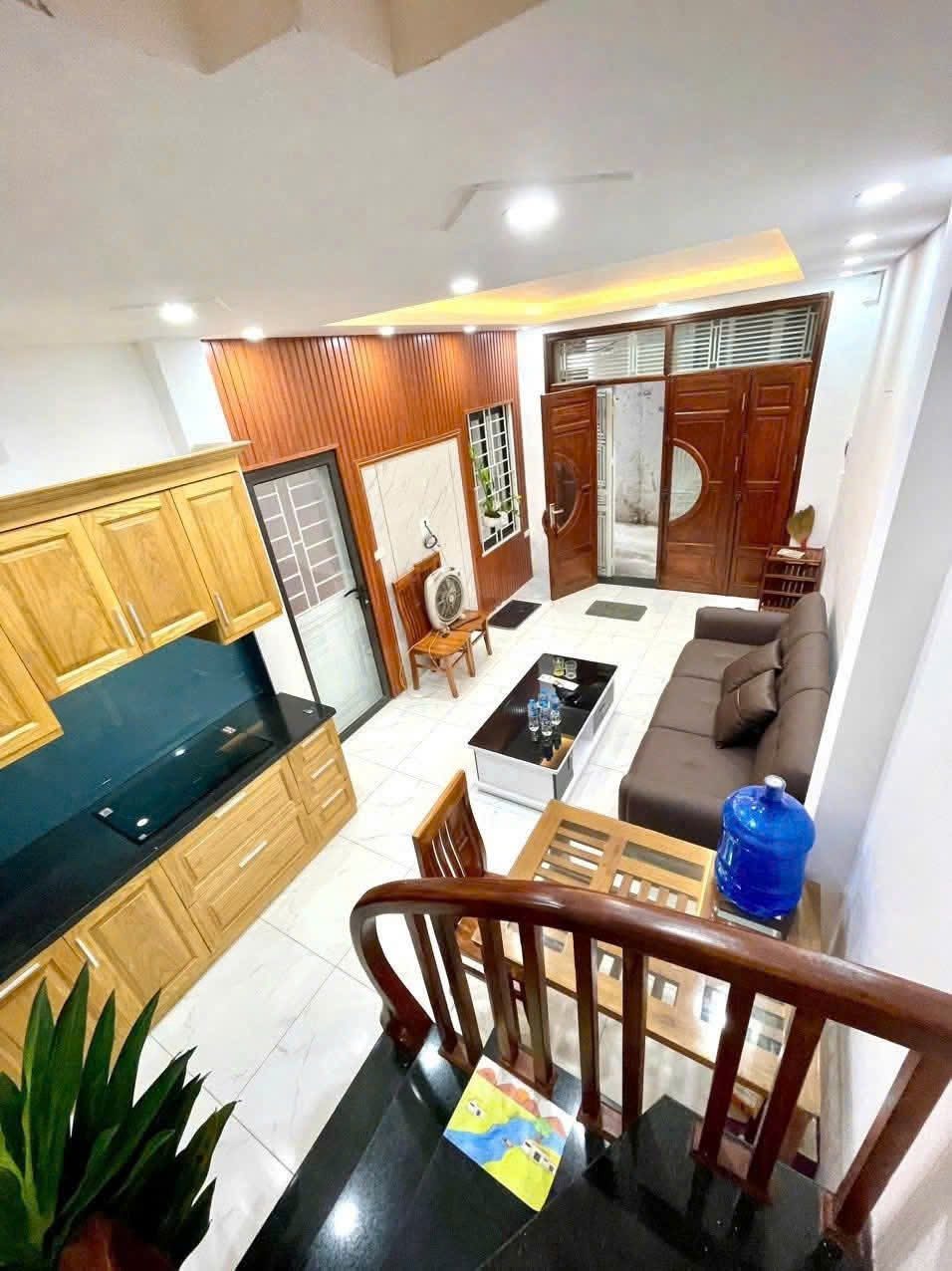 Cho Thuê Nhà Văn Quán - Hà Đông 35M² 4,5 Tầng 4 Ngủ, Full Nội Thất Cao Cấp - Giá Thuê 12,5tr