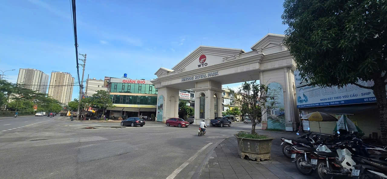 BÁN ĐẤT TRONG KHU ĐÔ THỊ HINODE- DOYAL- PARK. LAI XÁ HOÀI ĐỨC. HÀ NỘI
58M PHÂN LÔ. OTO. TRÁNH. VỈ HÈ. KHU VỰC CỰC KỲ PHÁT CHUYỂN.TIỀM NĂNG 
GIÁ CÔNG KHAI 9.7 TỶ CÓ THƯƠNG LƯỢNG.