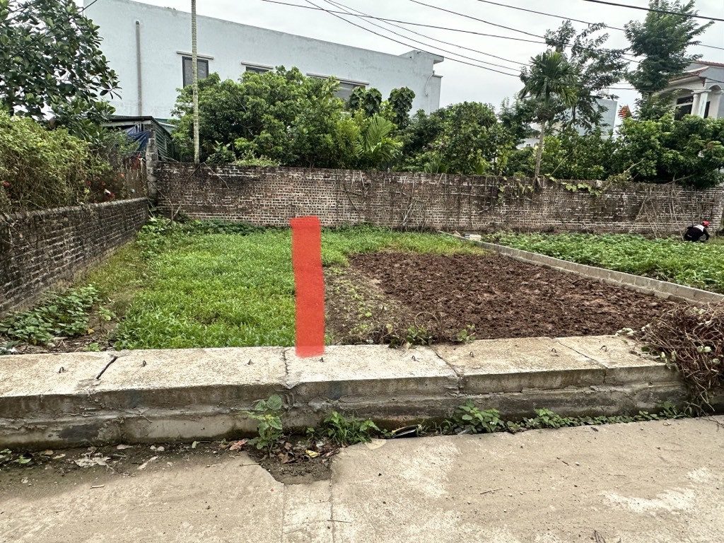 BÁN ĐẤT 45M2 FULL THỔ CƯ NGANG 4,3 XÃ DẠ TRẠCH KHOÁI CHÂU GIÁ 1,8TỶ