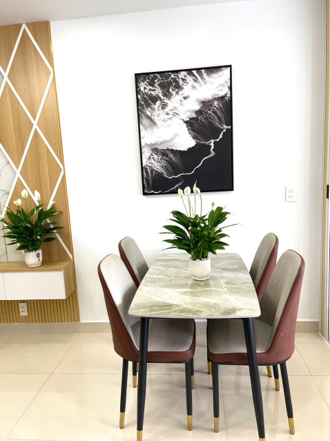 Bán căn hộ Ct6 - Tầng 4 Vĩnh Điềm Trung.
📌Giá bán: 1 tỷ 675k. Bao thuế phí sang tên