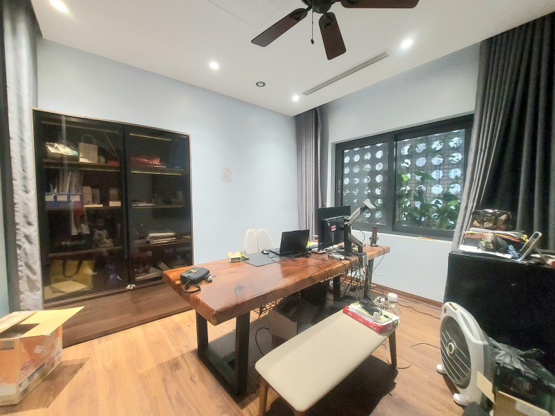 Bán Biệt thự sân vườn Mặt phố Vĩnh Hưng 335m² ngang 5m giá 52 tỷ Phường Vĩnh Hưng (LH: Zalo 0862299066)