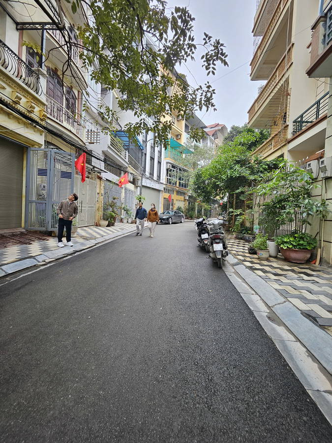 BÁN NHÀ VÕ CHÍ CÔNG, TÂY HỒ. 55M2 6 TẦNG MT 4M GIÁ 21 TỶ- PHÂN LÔ - Ô TÔ TRÁNH - VỈA HÈ -THANG MÁY - HÀNG HIẾM
