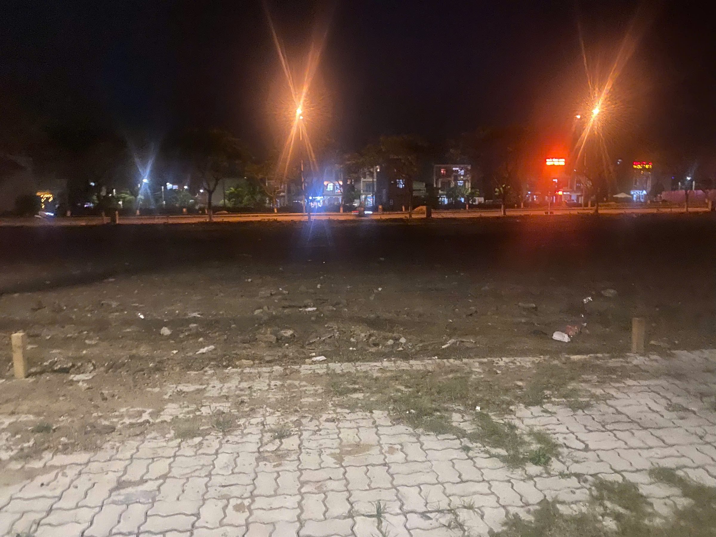 Bán nhanh lô đường 7m5 còn sót lại tại Võ Chí Công