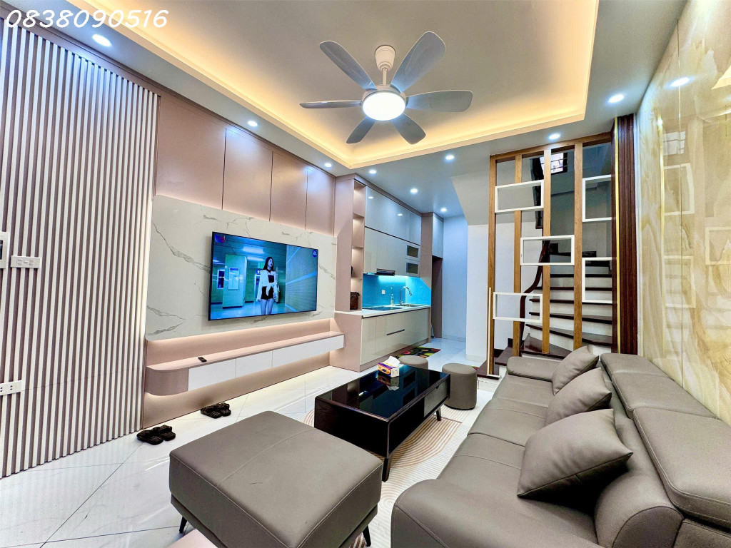 CHÍNH CHỦ Bán Nhà Võ Chí Công, CHÍNH CHỦ 45m2,giá hơn 6 tỷ