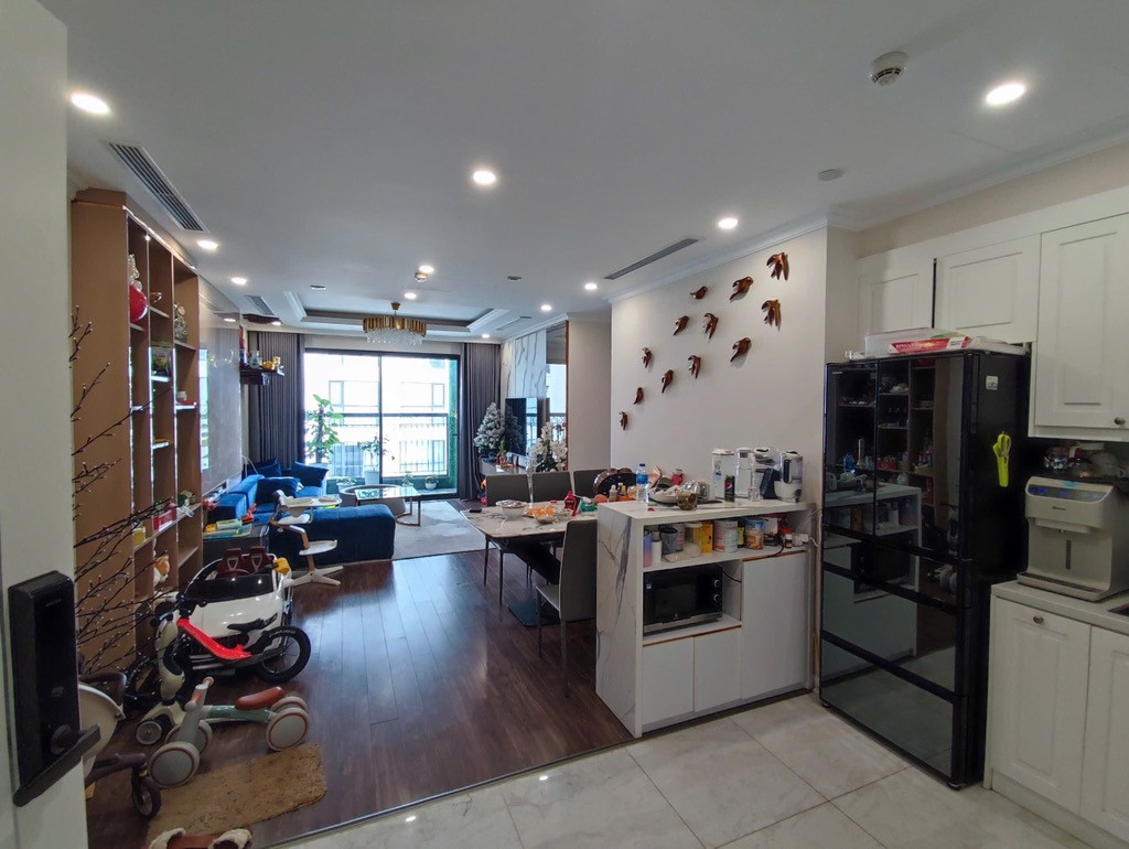(Tin thật 100%) CH lô góc 100m2 x 3PN tại R3 Sunshine Riverside - Nội thất 600 triệu - BC Đông Bắc