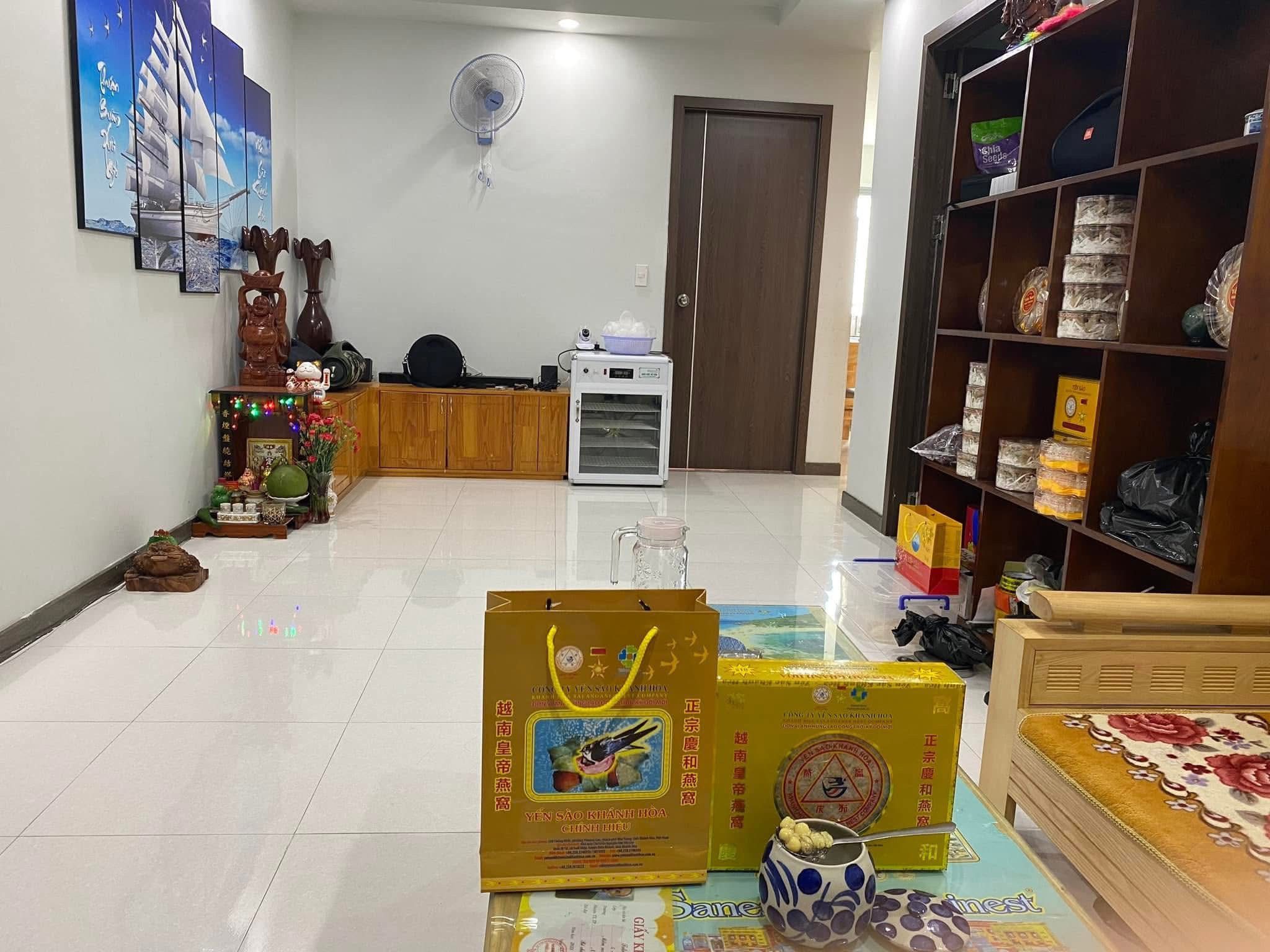Cho thuê chung cư HUD Phước Long, tầng 9, diện tích 66m2, phòng khách rộng,2 phòng ngủ,1 phòng bếp, 2 nhà vệ sinh, có ban công phơi đồ để máy giặt, 1 điều hòa, máy nước nóng, tivi, bếp điện, tủ đồ… thoáng mát sạch sẽ , an ninh tốt, hàng xóm đàng hoàng ngh