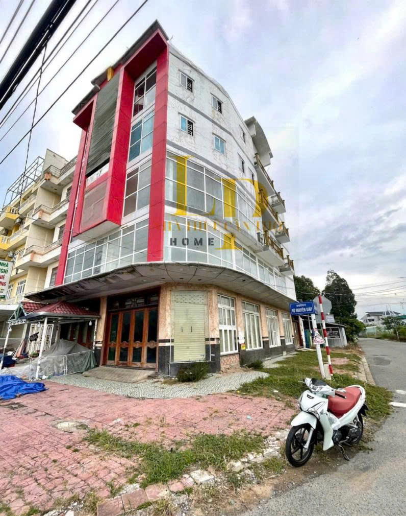 Cho thuê cặp nhà góc 2 mặt tiền đường võ nguyên giáp ngang 11m