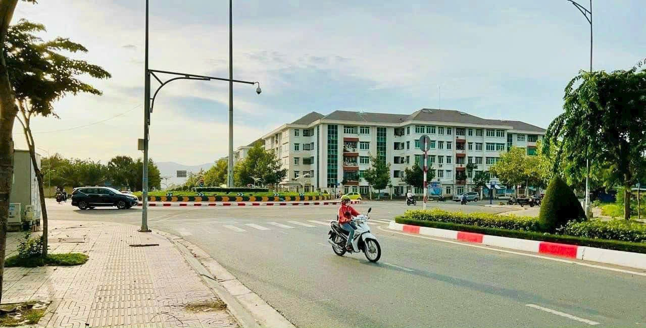 Mặt Tiền Võ Thị Sáu, Phường Long Toàn, TP Bà Rịa