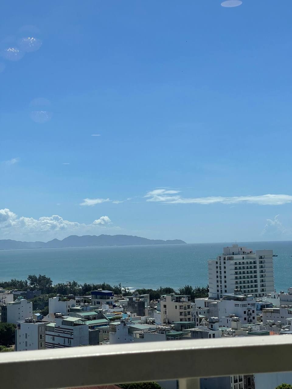 CHUYỂN NHƯỢNG CĂN HỘ MELODY 2 PHÒNG NGỦ VIEW BIỂN 83M2 GIÁ 3.05 TỈ