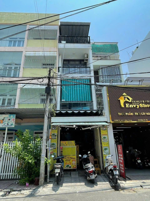 BÁN NHÀ 4 TẦNG – MẶT TIỀN VÕ TRỨ, TRUNG TÂM NHA TRANG