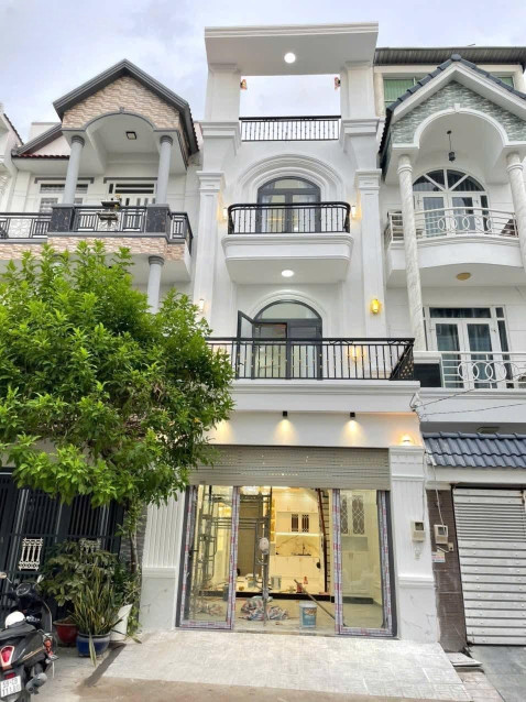 BÁN GẤP NHÀ PHỐ SIÊU ĐẸP – TRUNG TÂM TP. TÂN AN – SHR - 74M2 - 2 TỶ 4