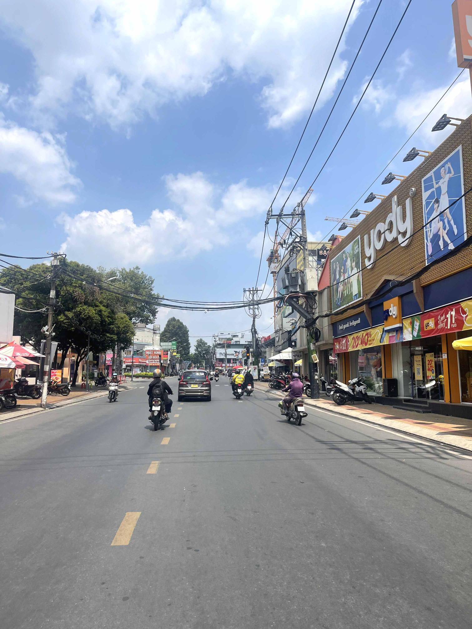 Bán Nhà 4 Tầng 43m2_5.5*8 Gần ĐH SP Kỹ Thuật Linh Chiểu Thủ Đức Chỉ 4.2 Tỷ Cực Hiếm