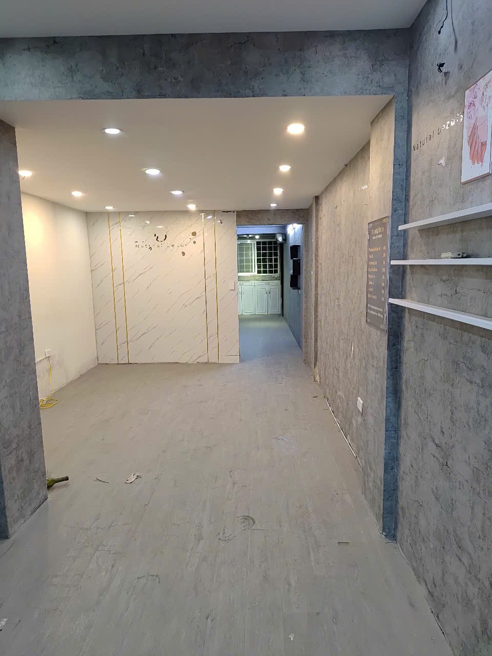 Cho Thuê Căn Hộ TT Tầng 4 Phố Vọng Đức - Hàng Bài 60M⅔ 2 Ngủ/ Giá Thuê 15Tr