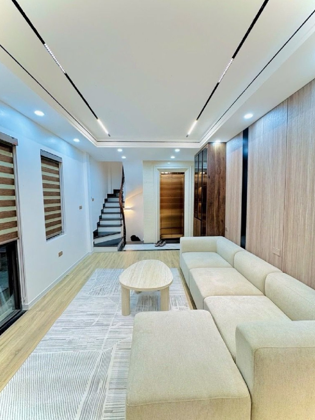 Siêu Phẩm Phố Vọng 35M² 7 Tầng Thang Máy Full Nội Thất - 1 Nhà Ra Phố - Giá 12,6 Tỷ