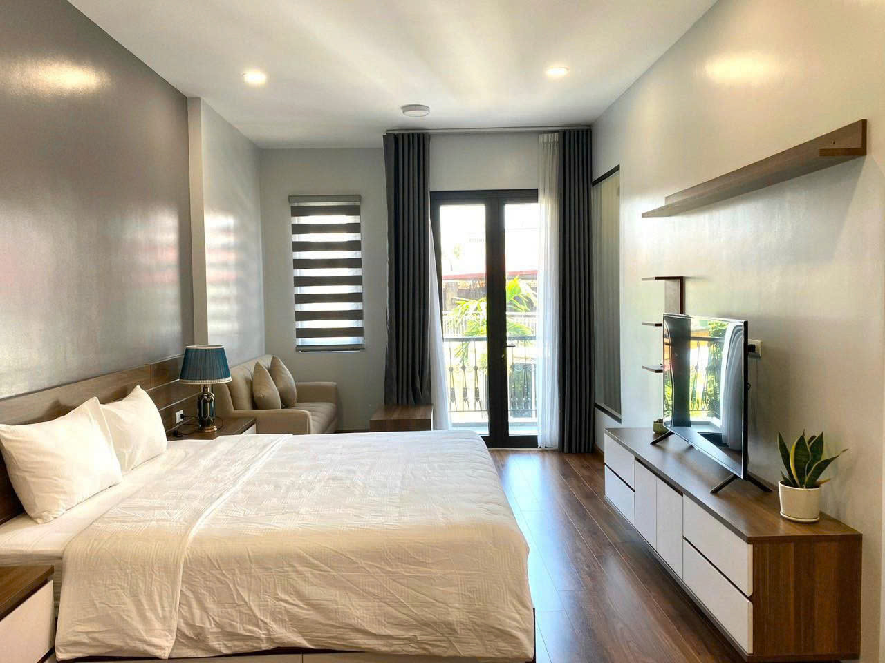 BÁN TÒA APARTMENT MẶT PHỐ VÕNG THỊ, TÂY HỒ - 135M² x 9 TẦNG - DÒNG TIỀN 280TR/TH - 80 TỶ