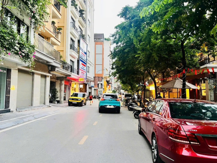 BÁN NHÀ MẶT PHỐ VÕNG THỊ, TÂY HỒ - 190M² - MT 14.5M - VỈA HÈ Ô TÔ TRÁNH - GIÁ 115 TỶ